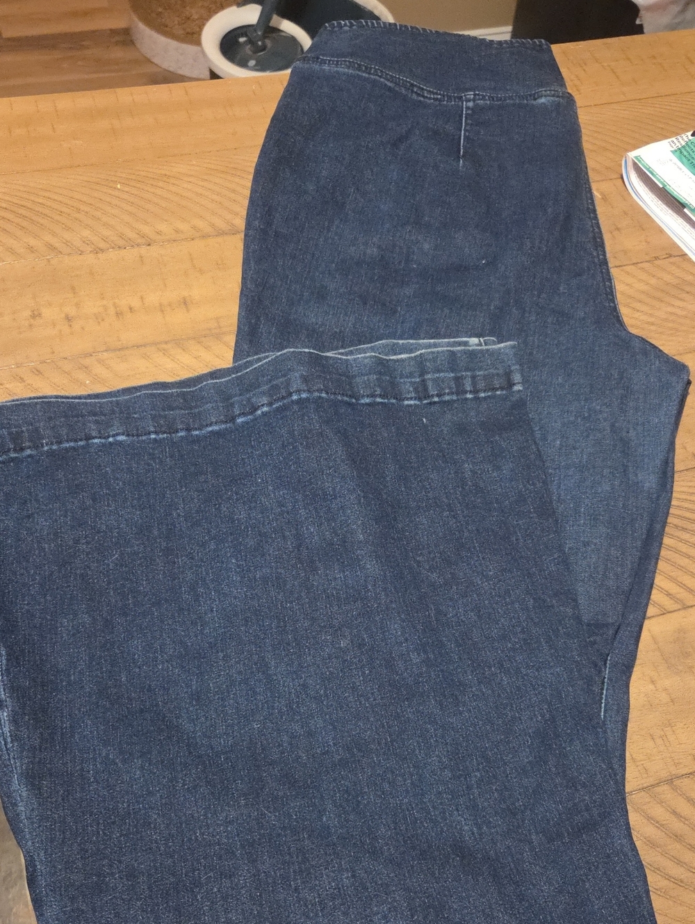$5/$25- YMI Indigo Denim Stretch Jeans-